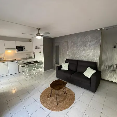 Proche Apartment